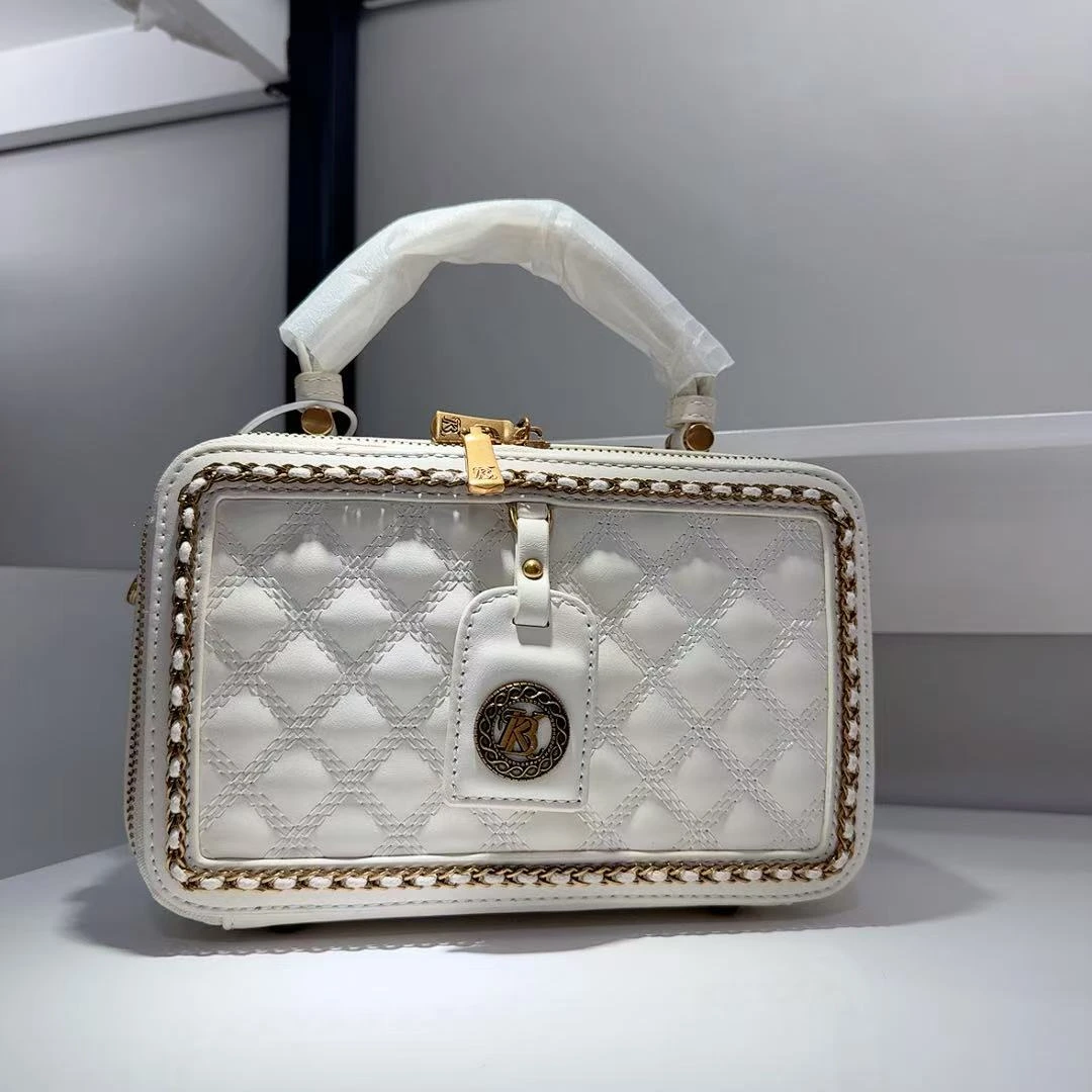 小田姐姐 王妃 时尚斜挎包 k304米白