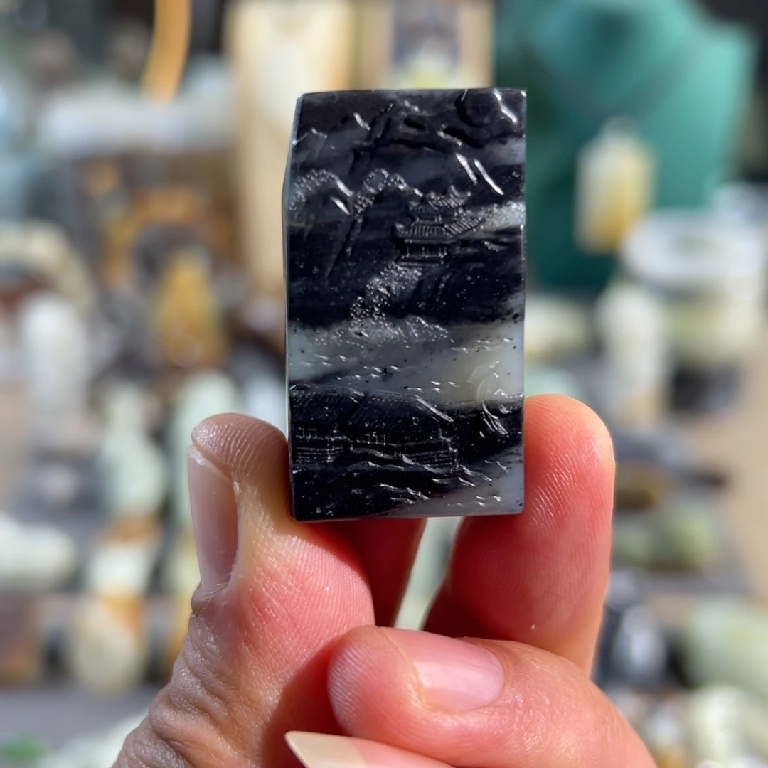 和田玉未镶嵌颈饰真皮真