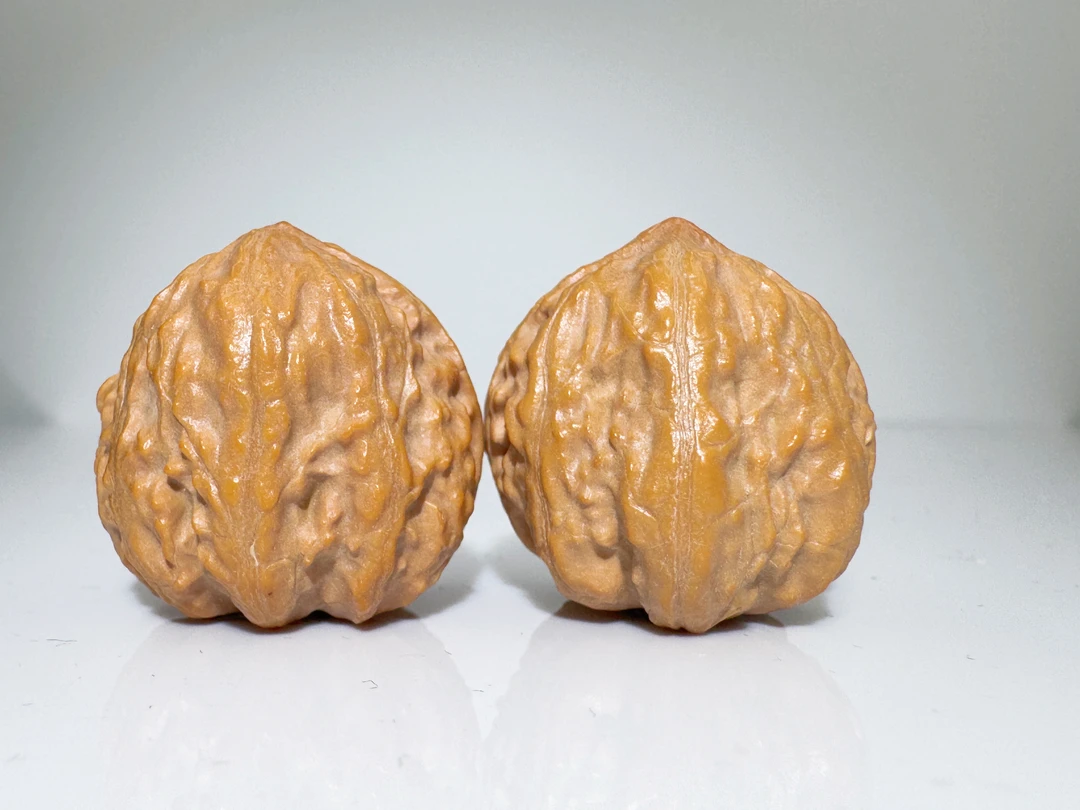 24左右蟾宝宝手捻秋子核桃