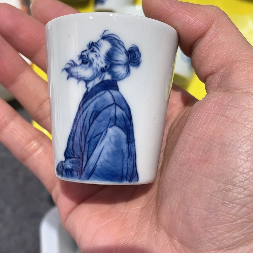 J****n青花手绘李白微瑕杯