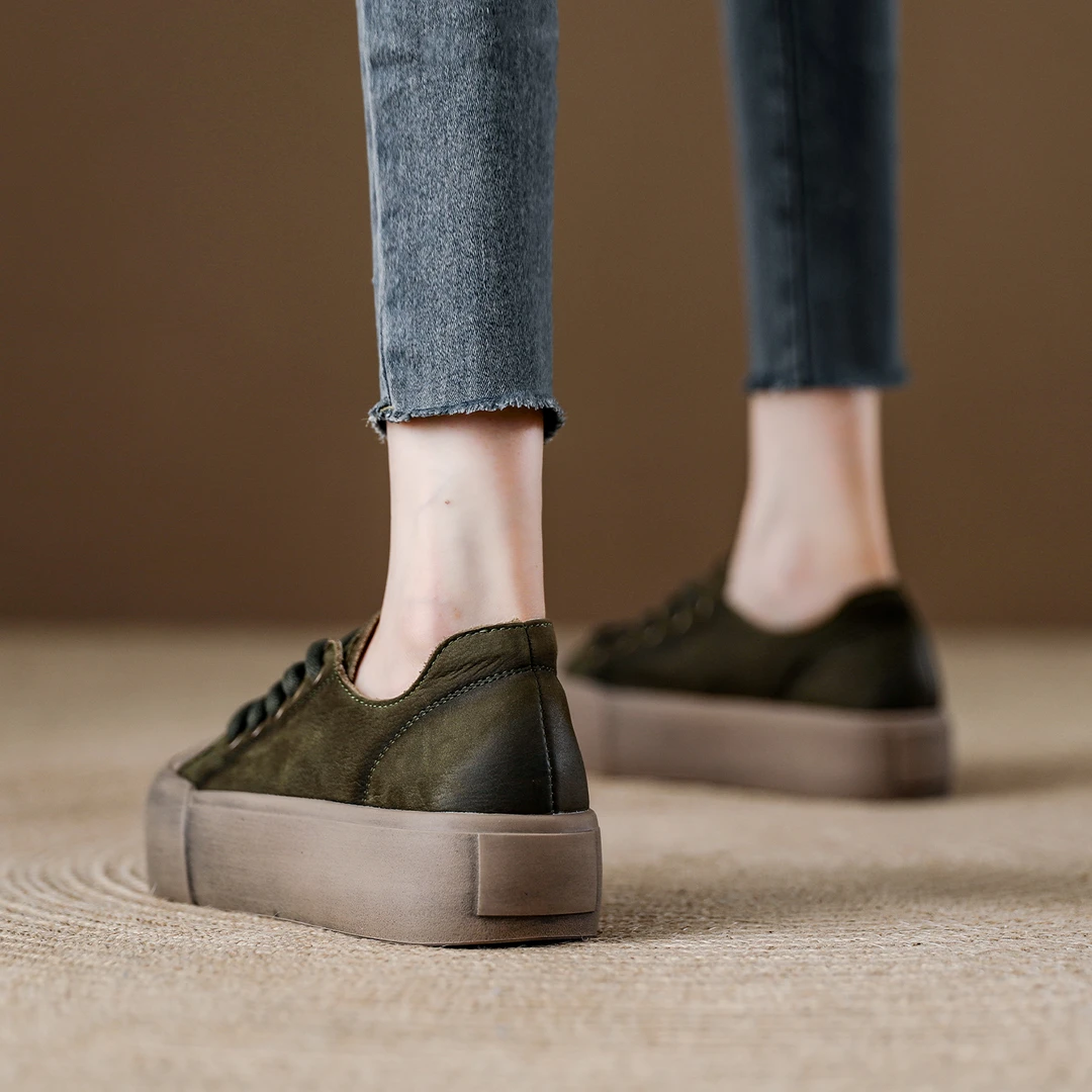 头层牛皮复古大头女鞋软底单鞋2025秋季新款妈妈鞋厚底休闲乐福鞋