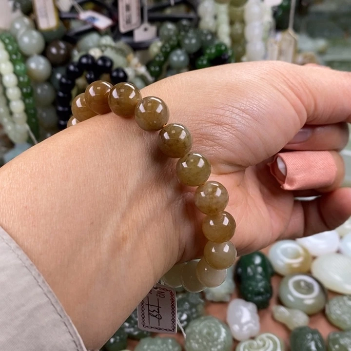 和田玉未镶嵌颈饰予