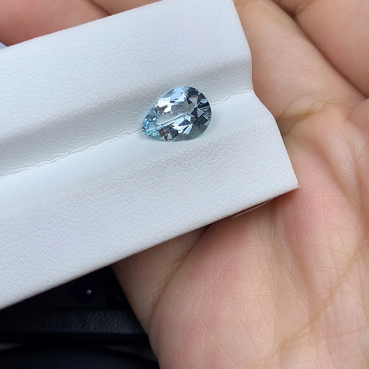 海蓝宝石裸石1.63ct海蓝宝水滴
