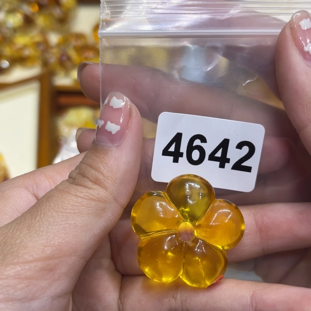 琥珀珠宝奇石未镶嵌阳**雨