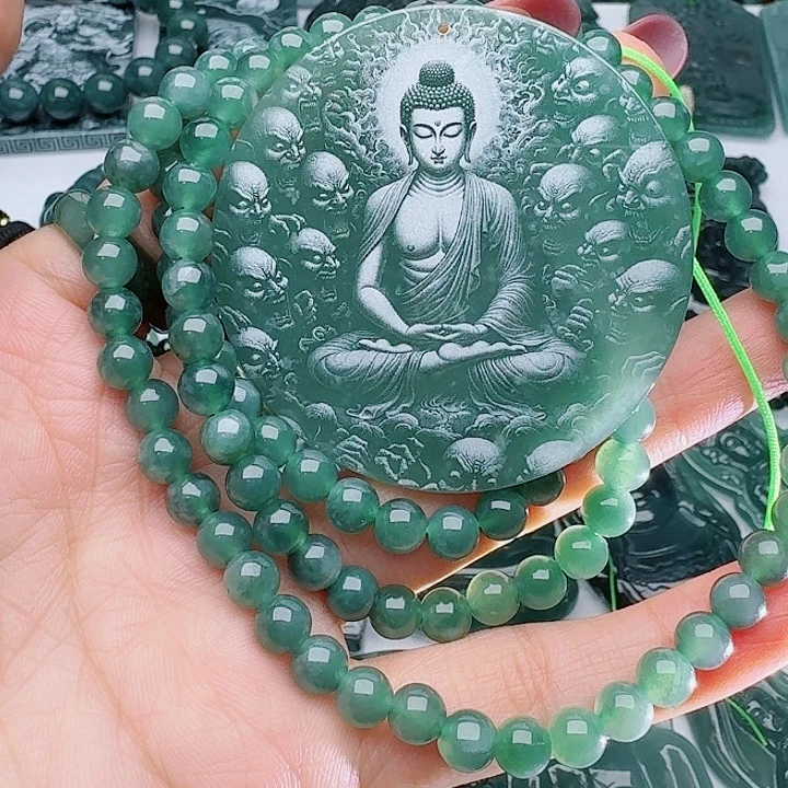 翡翠未镶嵌颈饰多样性发其一