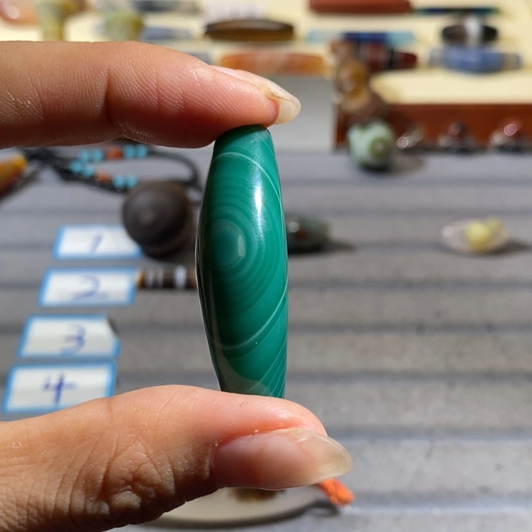 Z***w玛瑙/玉髓颈饰合金