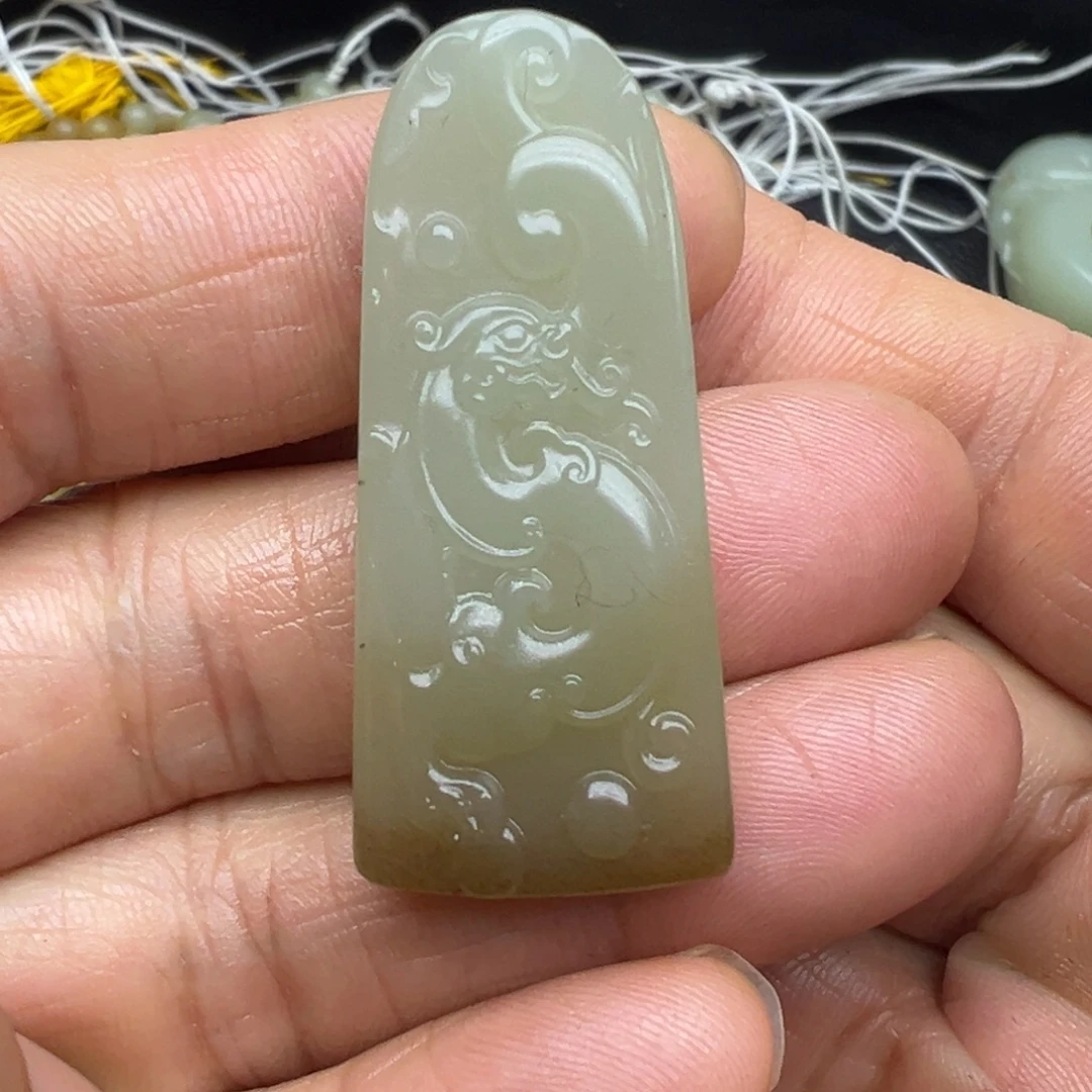 和田玉（糖玉）未镶嵌吊坠(不含链)