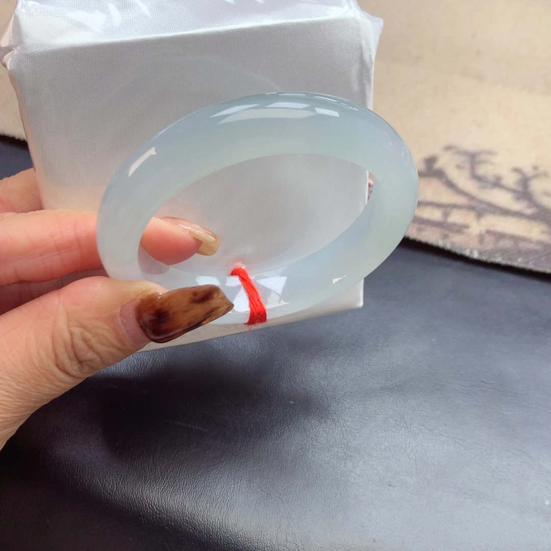 未镶嵌手镯翡翠缅甸翡翠手镯
