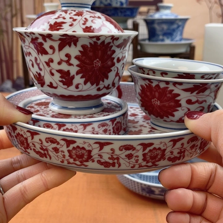 陶摆件釉里红缠枝莲五件套