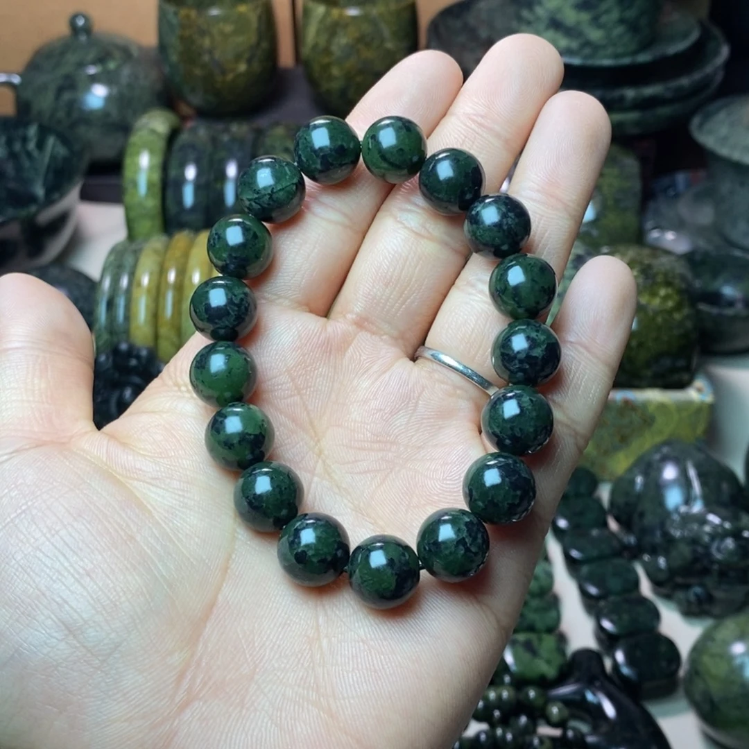 没***你蛇纹石玉未镶嵌项链