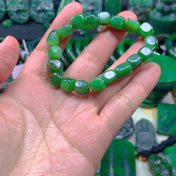 和田玉（碧玉）未镶嵌珠宝半成品