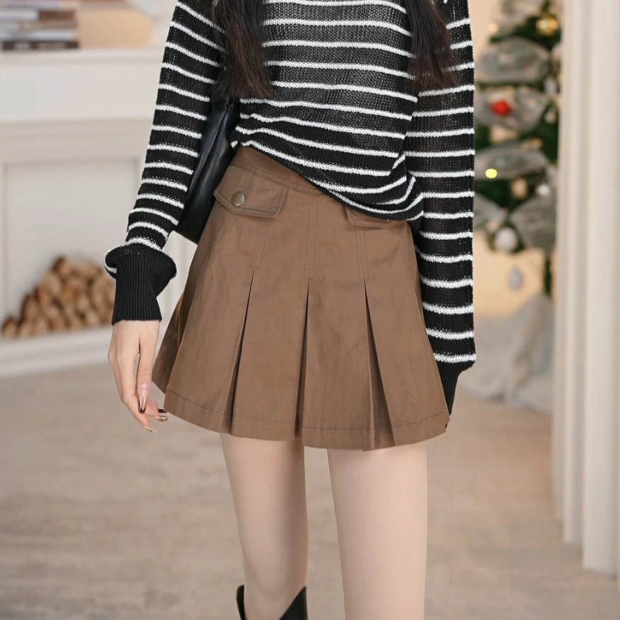 AMASS/阿玛施早春新款时尚减龄学院风A字型打褶短裙半身裙520005