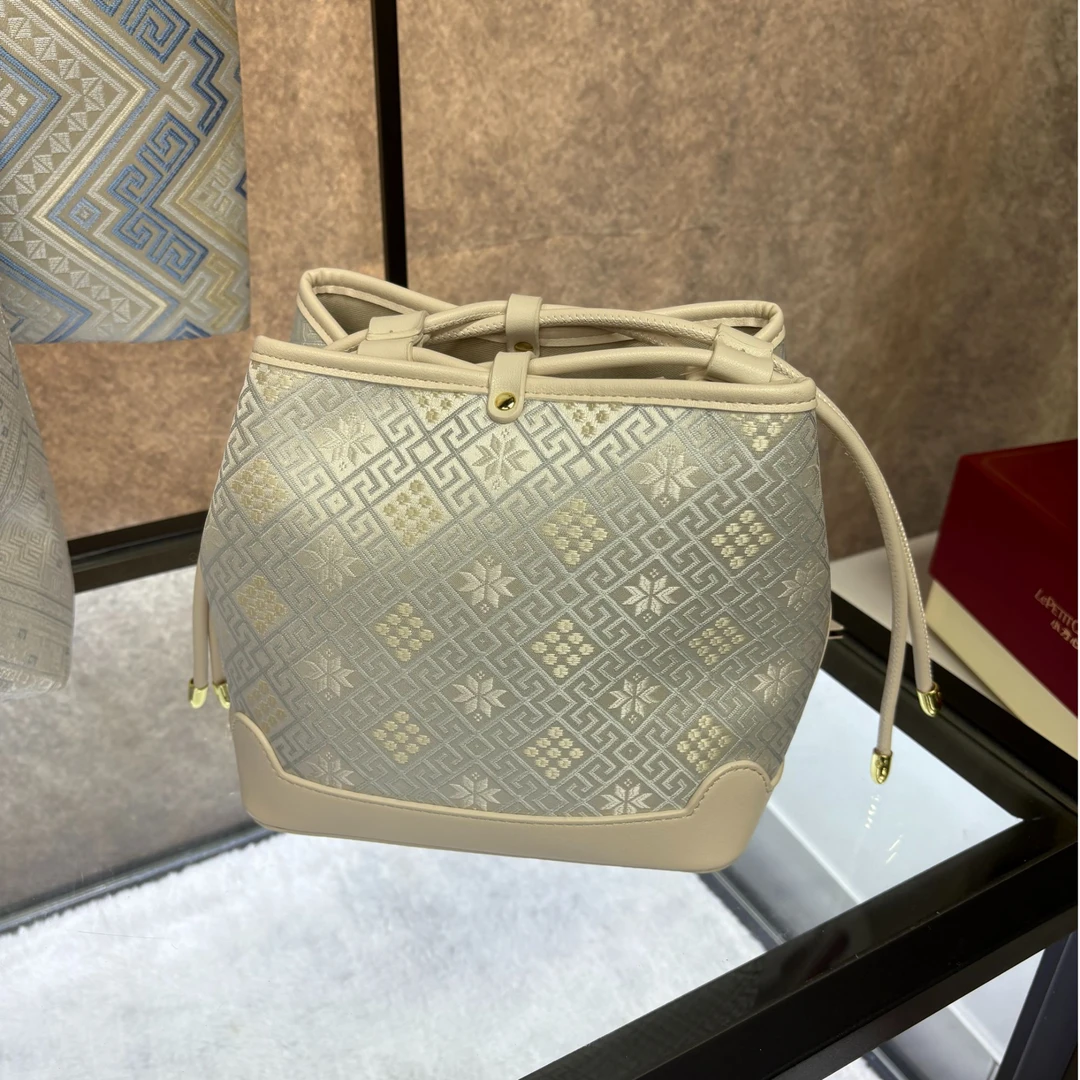 【工美八角星芒福袋包】广西非遗好物手工壮锦包经轻奢