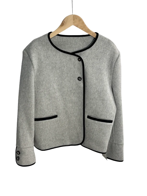 韩版羊绒短款大衣