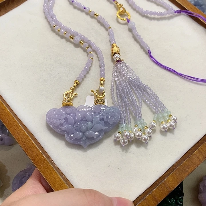 翡翠未镶嵌颈饰翡翠吊坠