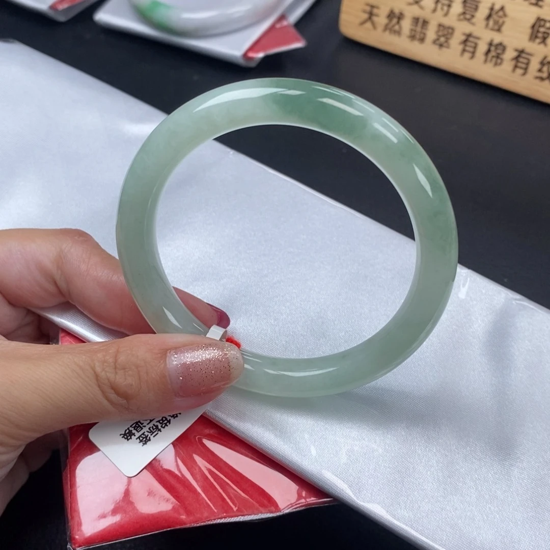 【闪购商品】未镶嵌手镯翡翠55圈口