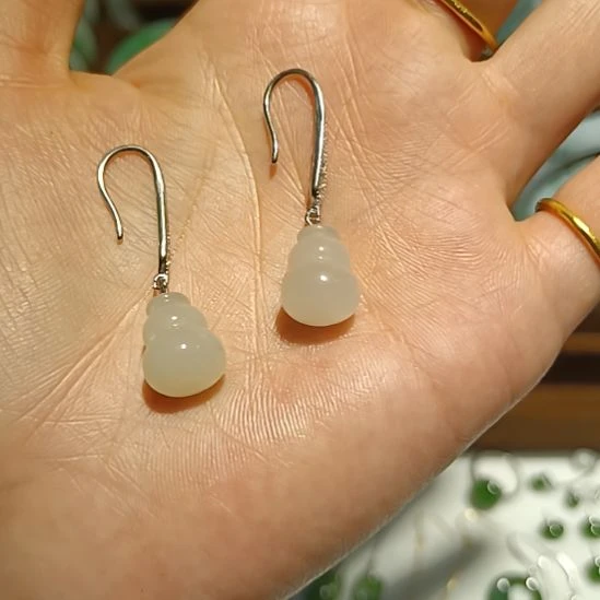 翡翠未镶嵌手镯二十号