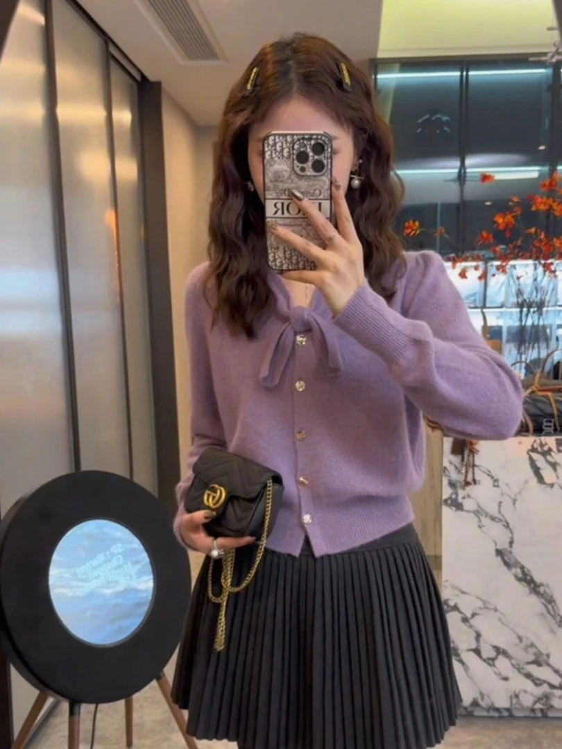 独特别致百搭蝴蝶结毛衣开衫女装秋冬款高级感轻奢时髦减龄上衣女