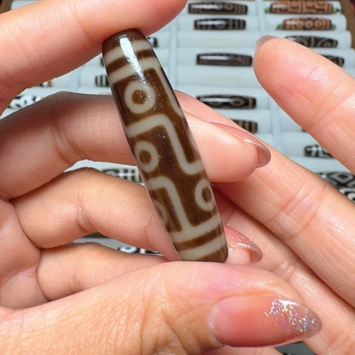 ｡****玛瑙/玉髓未镶嵌颈饰