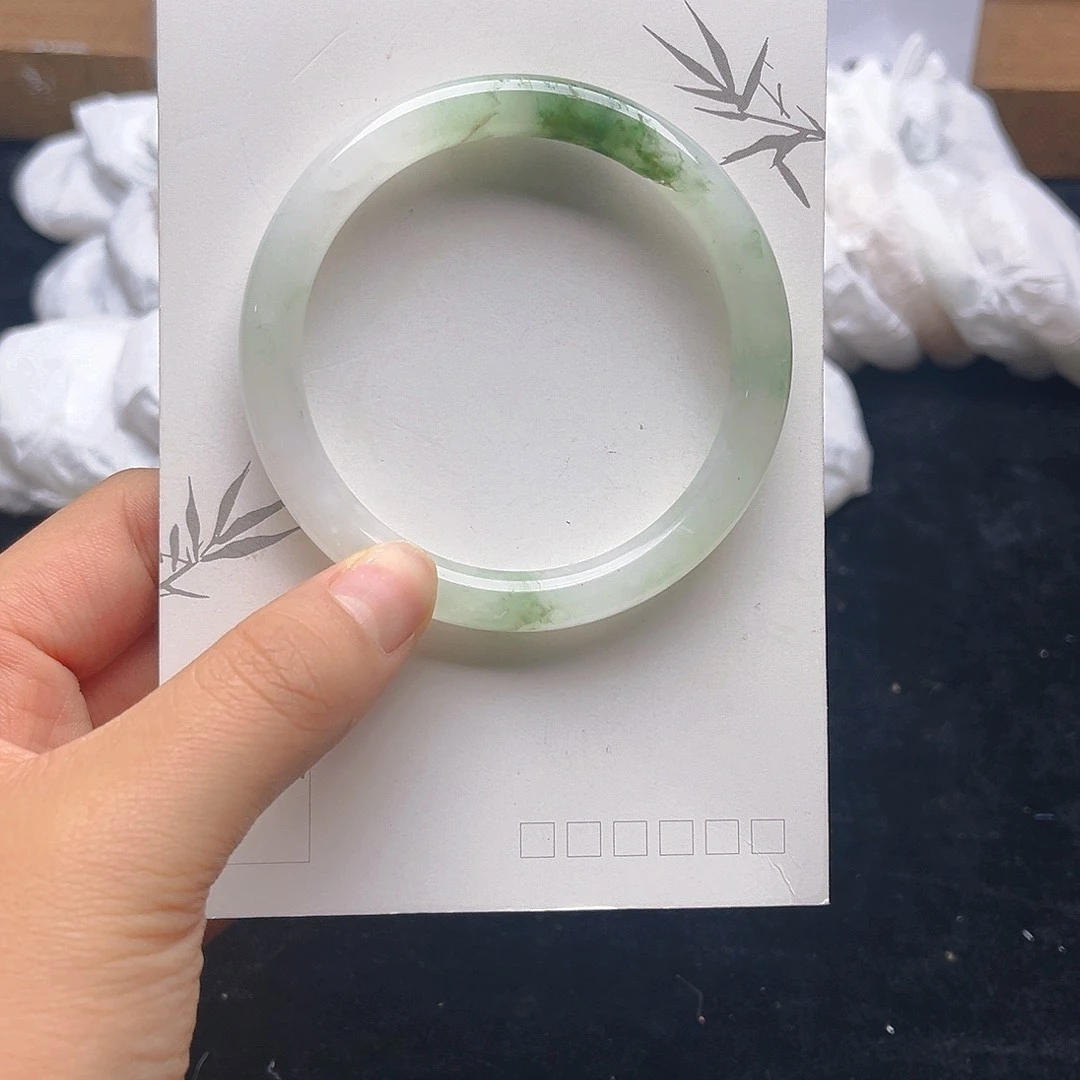 未镶嵌手镯石英质玉h1