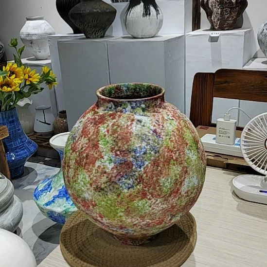 景德镇陶瓷手工花器