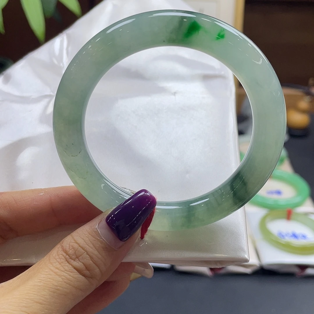 翡翠未镶嵌手镯53 号链接