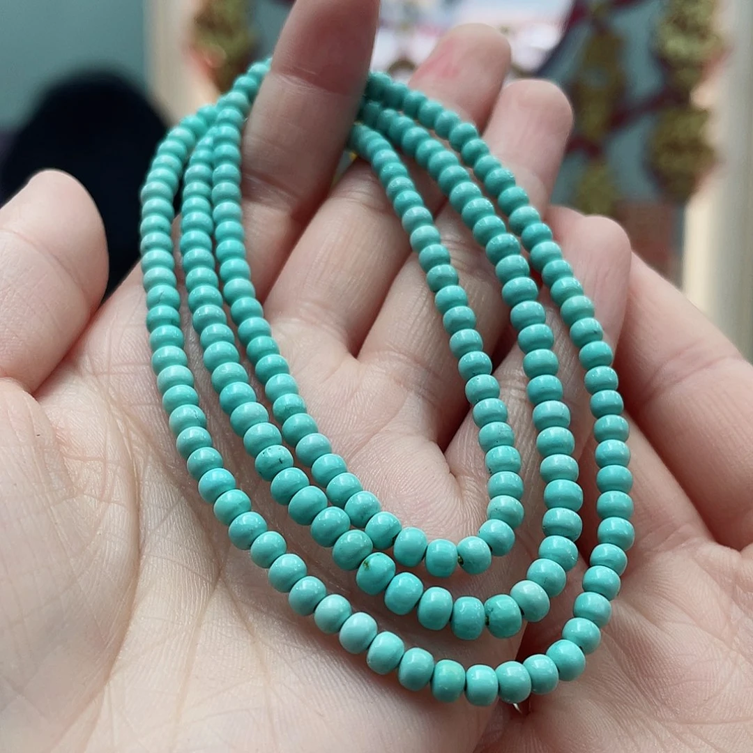 绿松石颈饰未镶嵌