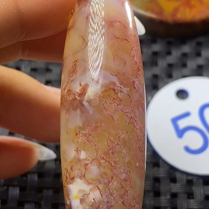 未镶嵌颈饰玛瑙/玉髓唔**子