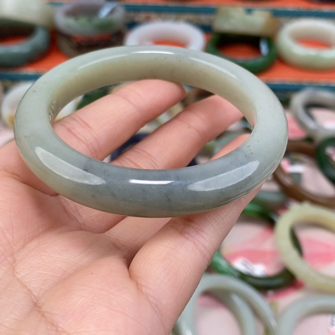 和田玉未镶嵌颈饰且末青花手镯55.5#