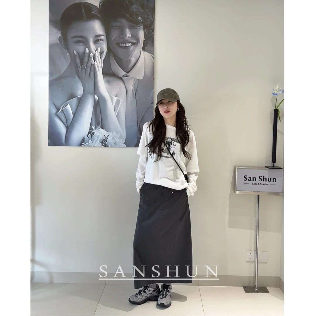 Sanshun-(米奇假两件)-设计感时尚涂鸦美式图案圆领长袖T恤