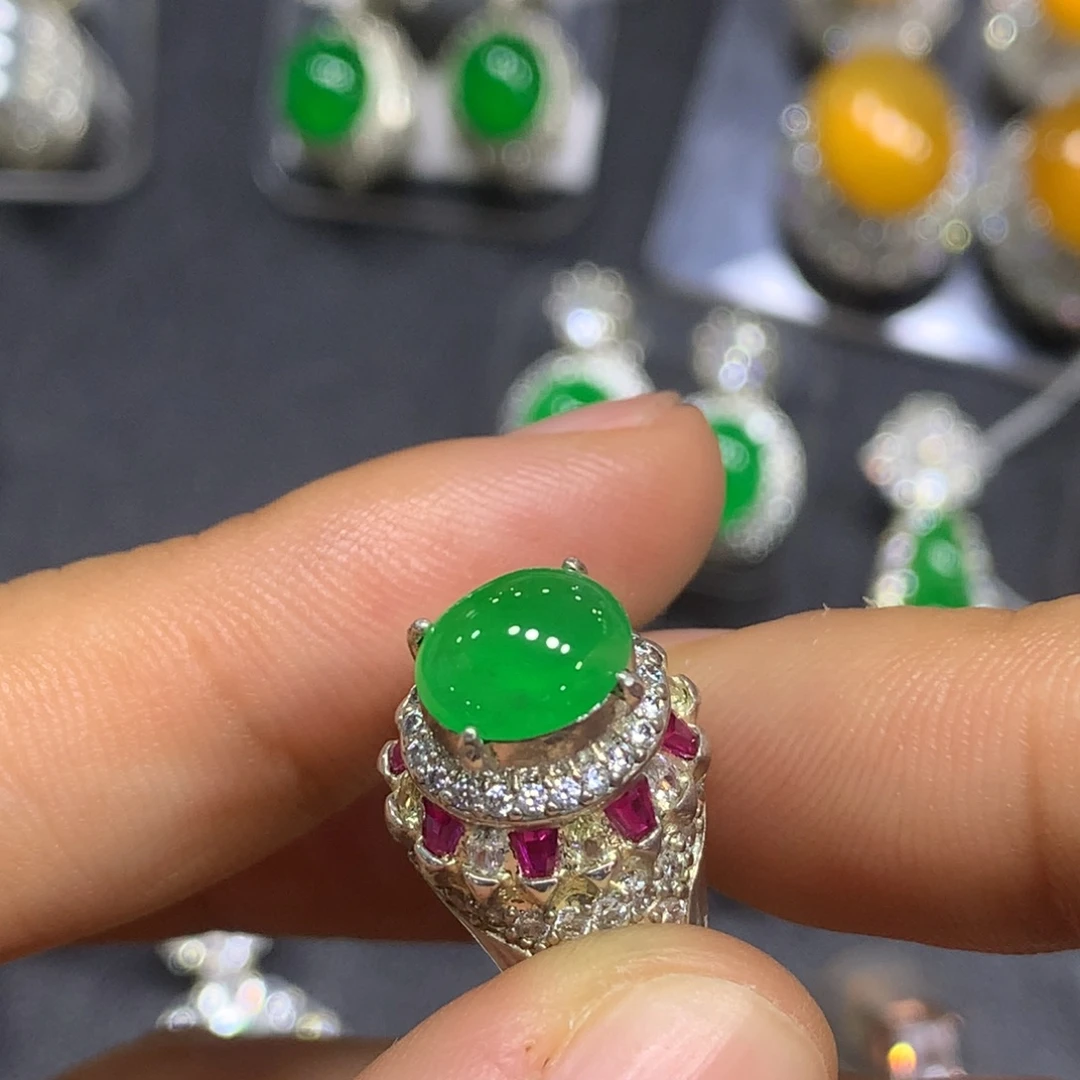 定制翡翠未镶嵌买断不退