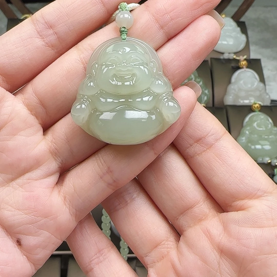 吊坠(赠链)未镶嵌和田玉
