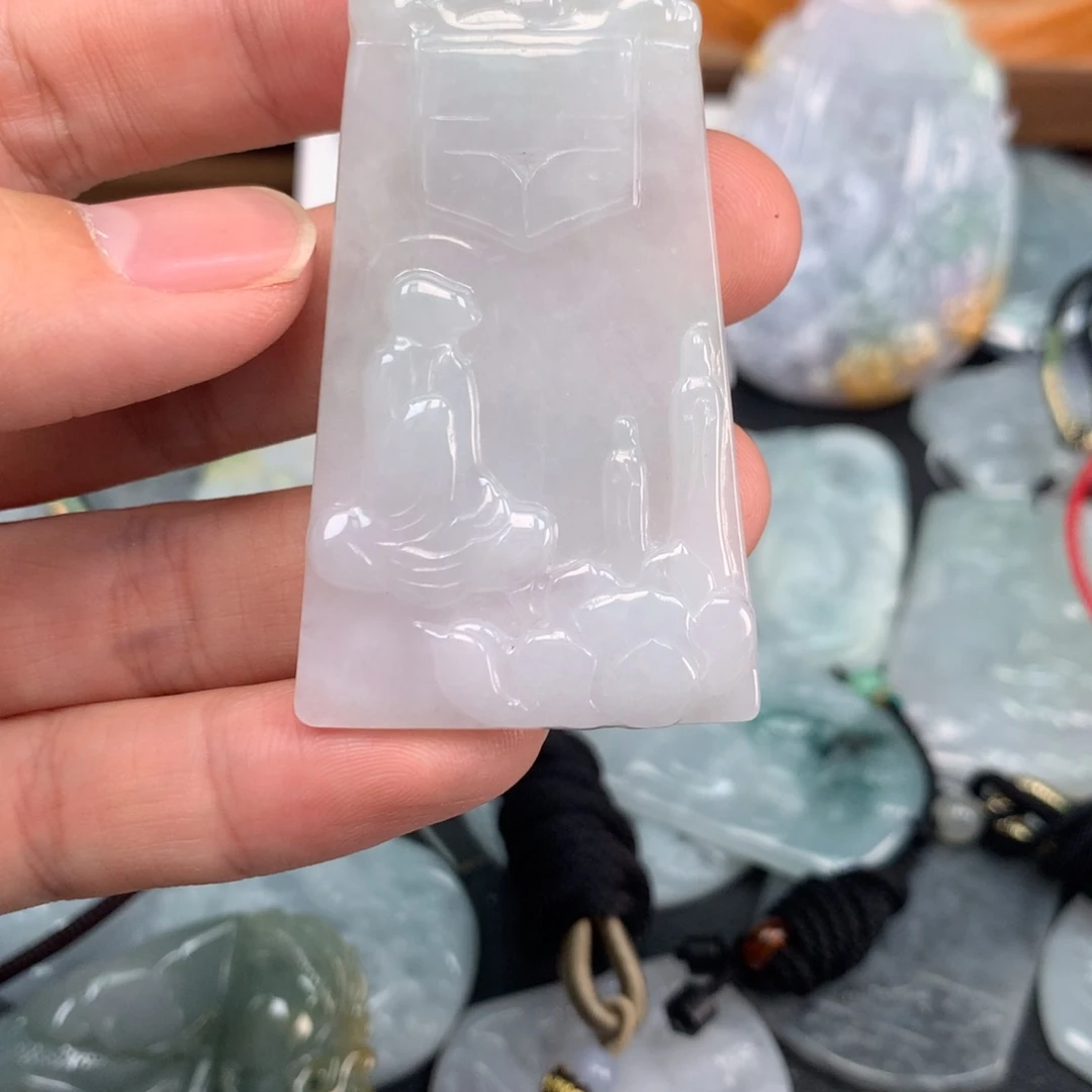 翡翠未镶嵌颈饰福利