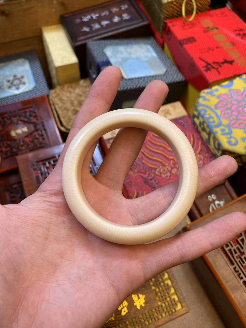 【闪购商品】猛犸牙手镯