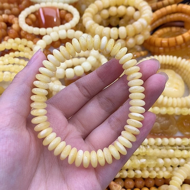 蜜蜡未镶嵌珠宝奇石