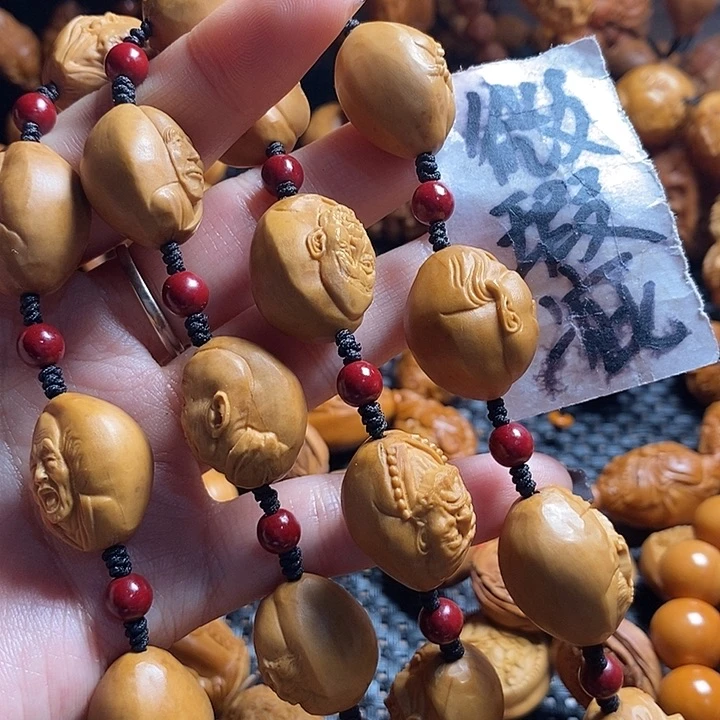 吊坠橄榄核微上色