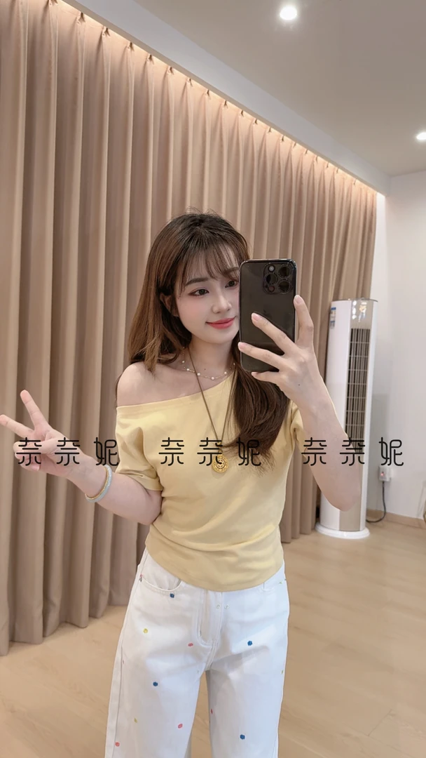 奈奈妮【热恋】T恤短袖2025新款夏季露肩设计感显瘦时尚百搭6092