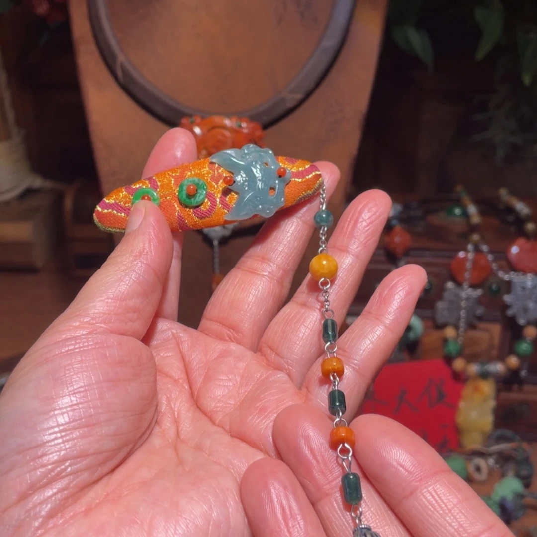 【闪购商品】颈饰未镶嵌翡翠