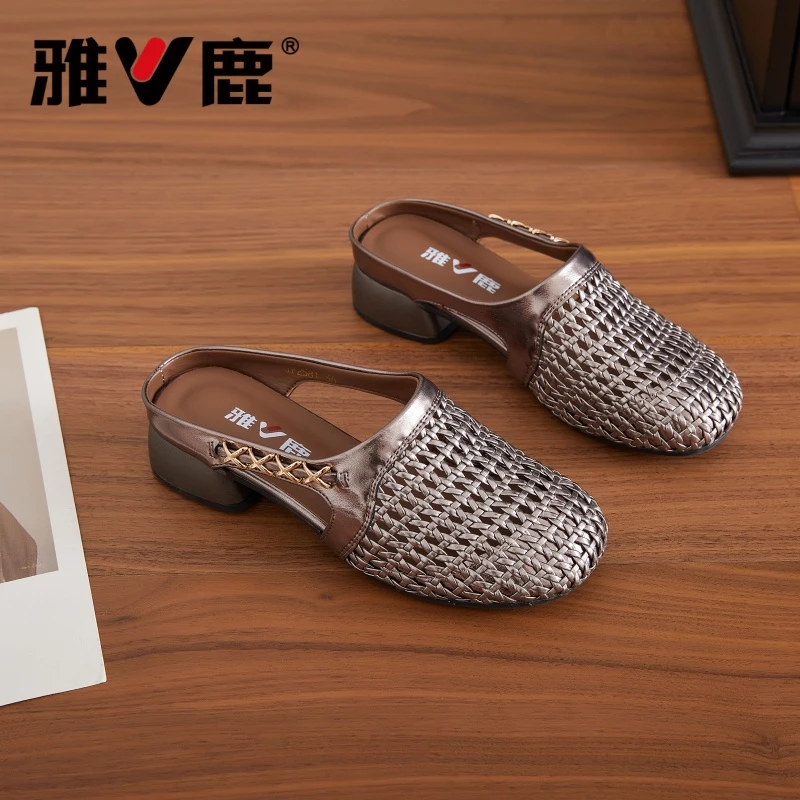 V/雅鹿【2581】夏季2025新款包头半托软底软面镂空防滑百搭凉拖鞋yl