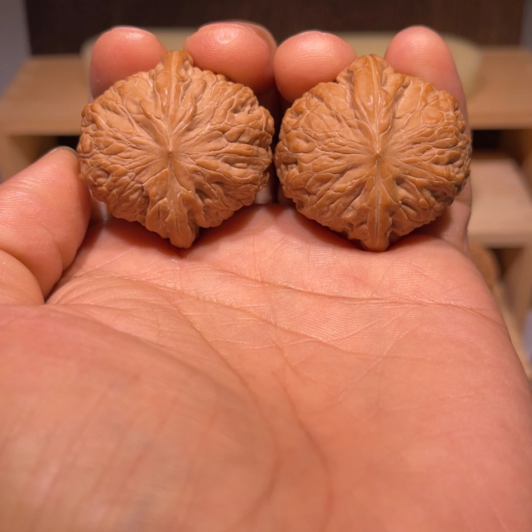 桃核吊坠39全品铁锤