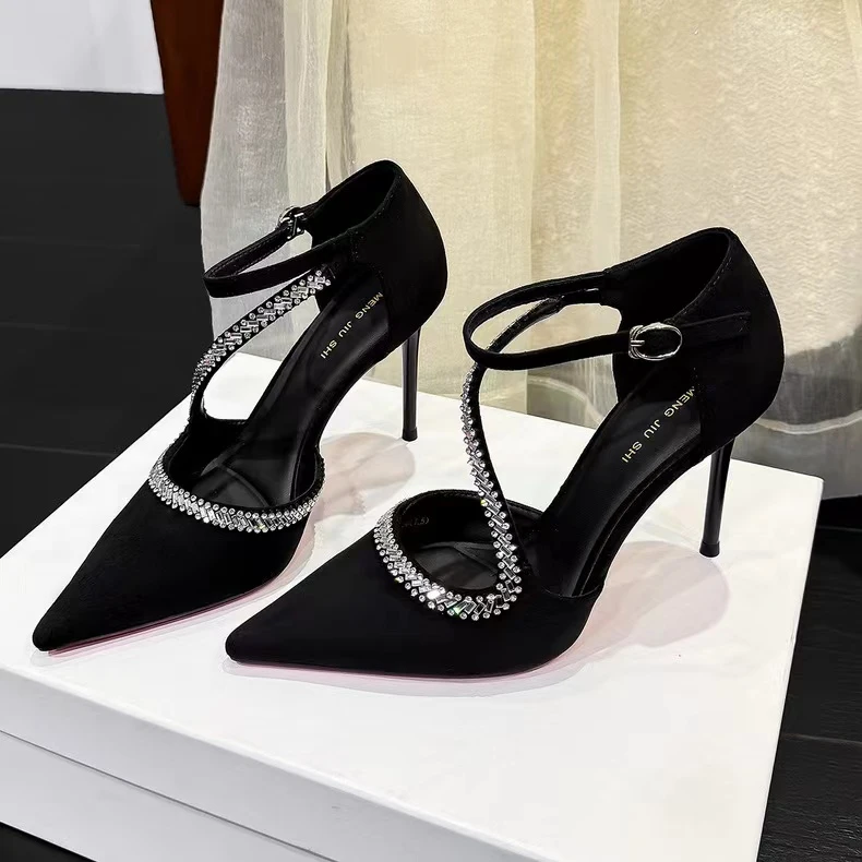 设计感高跟鞋女黑色性感水钻S形一字带中空细跟单鞋百搭显瘦高女