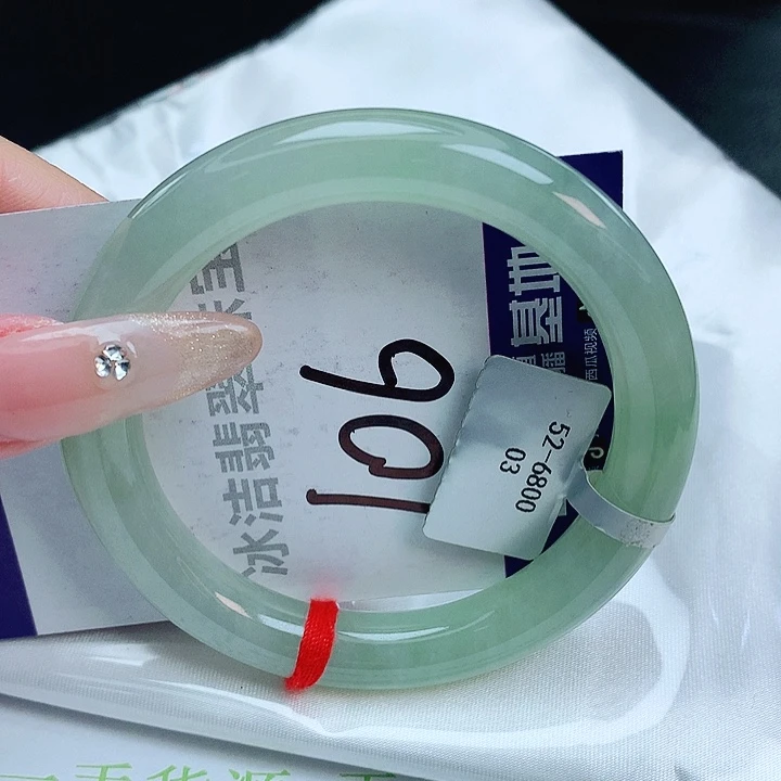 翡翠手镯未镶嵌缅甸天然a货翡翠手镯