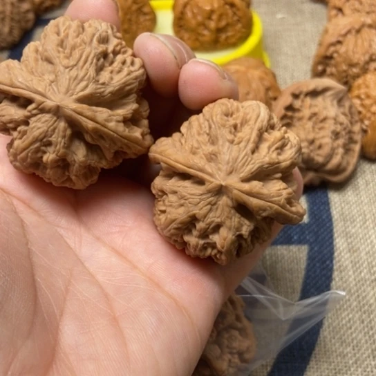 吊坠文玩核桃粗筋