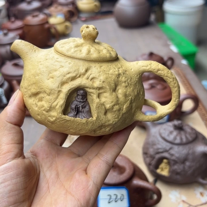 紫砂茶壶黄金段半手260