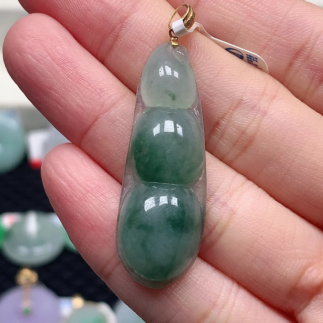 颈饰18K金镶嵌翡翠翡翠吊坠