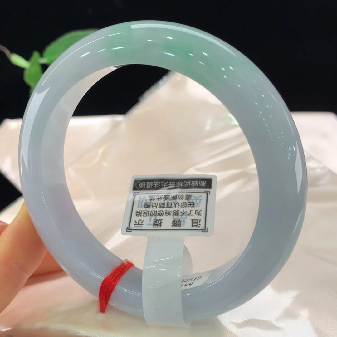 翡翠未镶嵌手镯0199