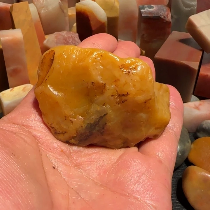 老挝石田黄原石，