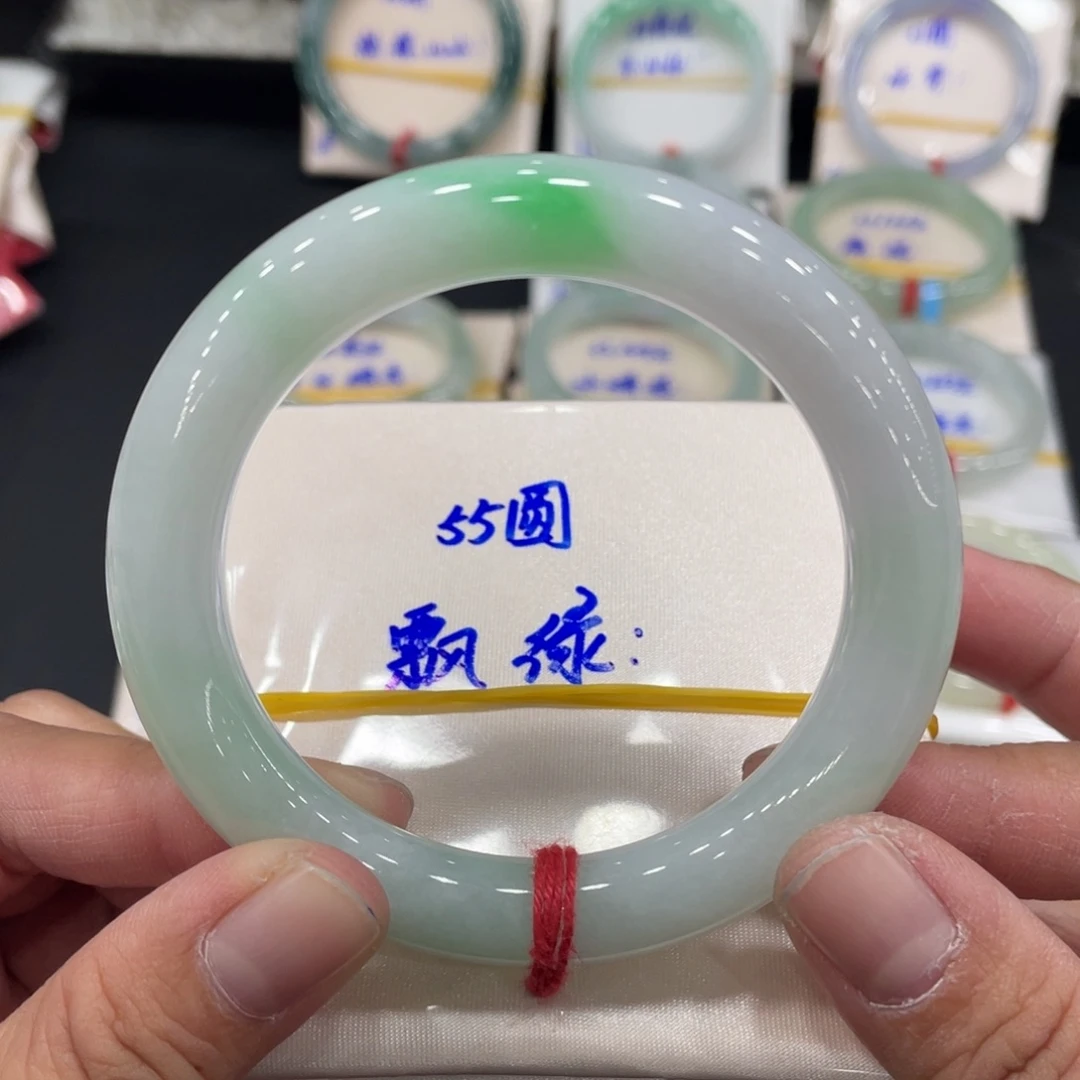 未镶嵌手镯翡翠缅甸翡翠天然翡翠
