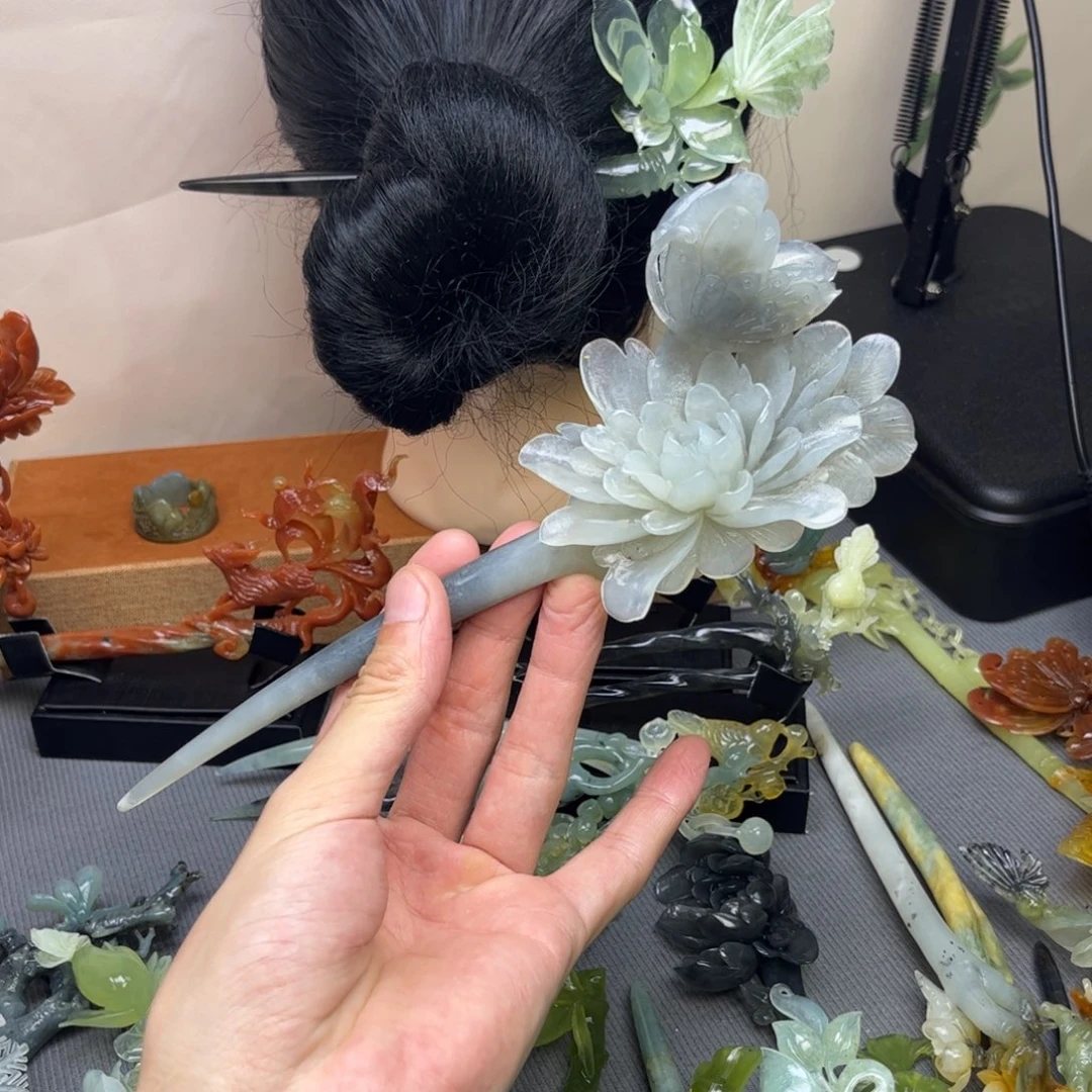 蛇纹石玉未镶嵌发饰