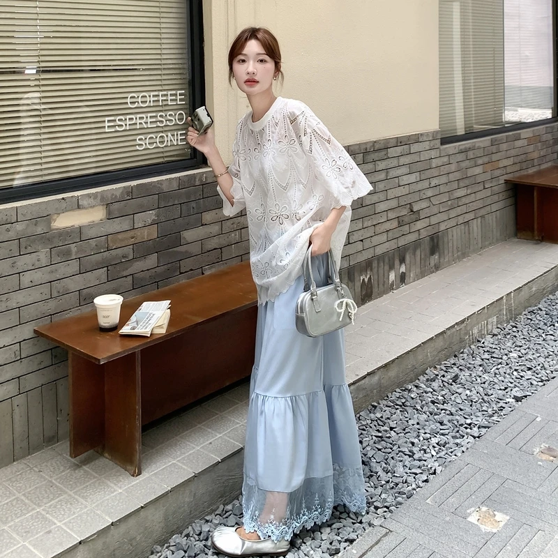 大方得体穿搭一整套2025夏新款镂空蕾丝短袖上衣蓝色阔腿裤两件套